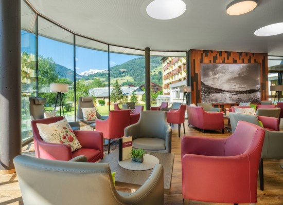 Panoramalounge Sommer im Johannesbad Hotel Palace in Bad Hofgastein