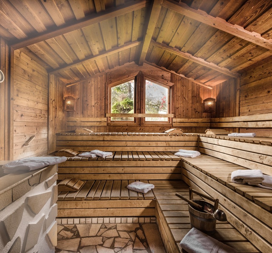 Landhaus-Sauna im Johannesbad Hotel Palace in Bad Hofgastein